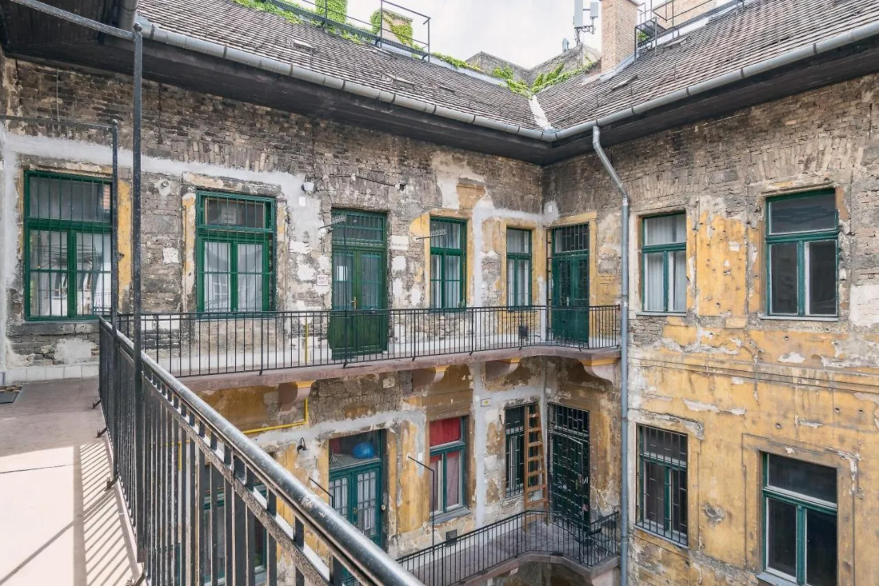 Bright & Spacious Loft With Basilica View Βουδαπέστη Διαμέρισμα